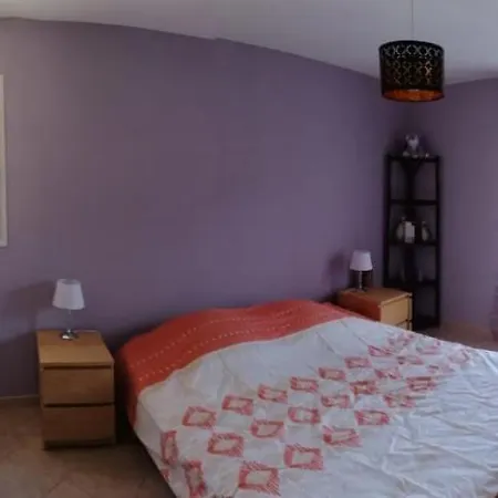 Christiane Bed & Breakfast 2*
