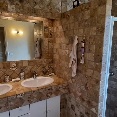 Mas Christiane Terrasse Tropezienne Bed & Breakfast 3*